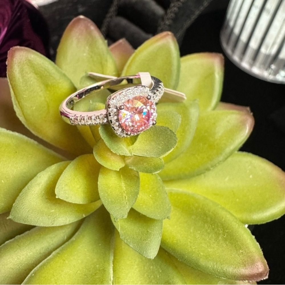 1CT Baby Pink Halo Ring